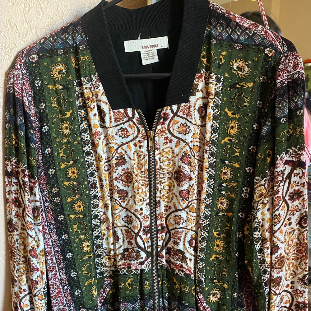 Cropped scarf printed jacket